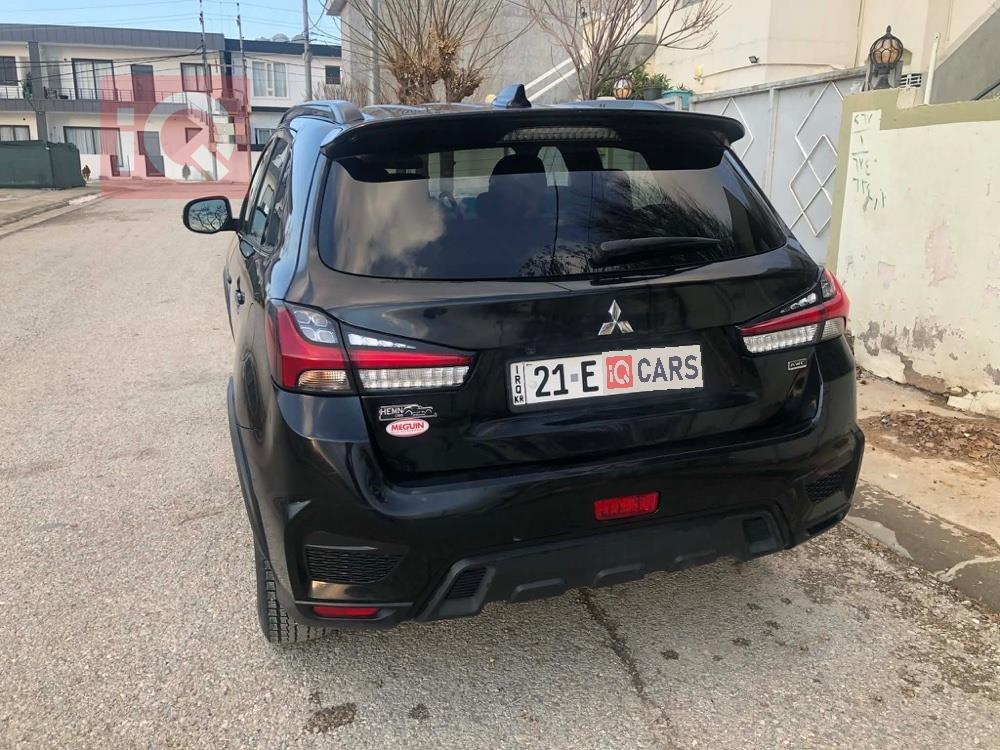 ميتسوبيشي أوتلاندر سبورت